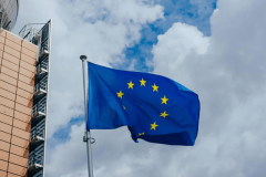 <b>特朗普商业和新动向 美欧商业顺差问题激发争端</b>