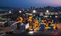 跨境物流向上图强